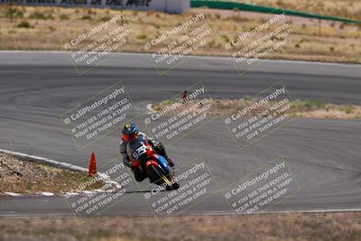 media/Apr-19-2025-AHRMA (Sat) [[3d98ca3309]]/Race/Group 3/turn 4/